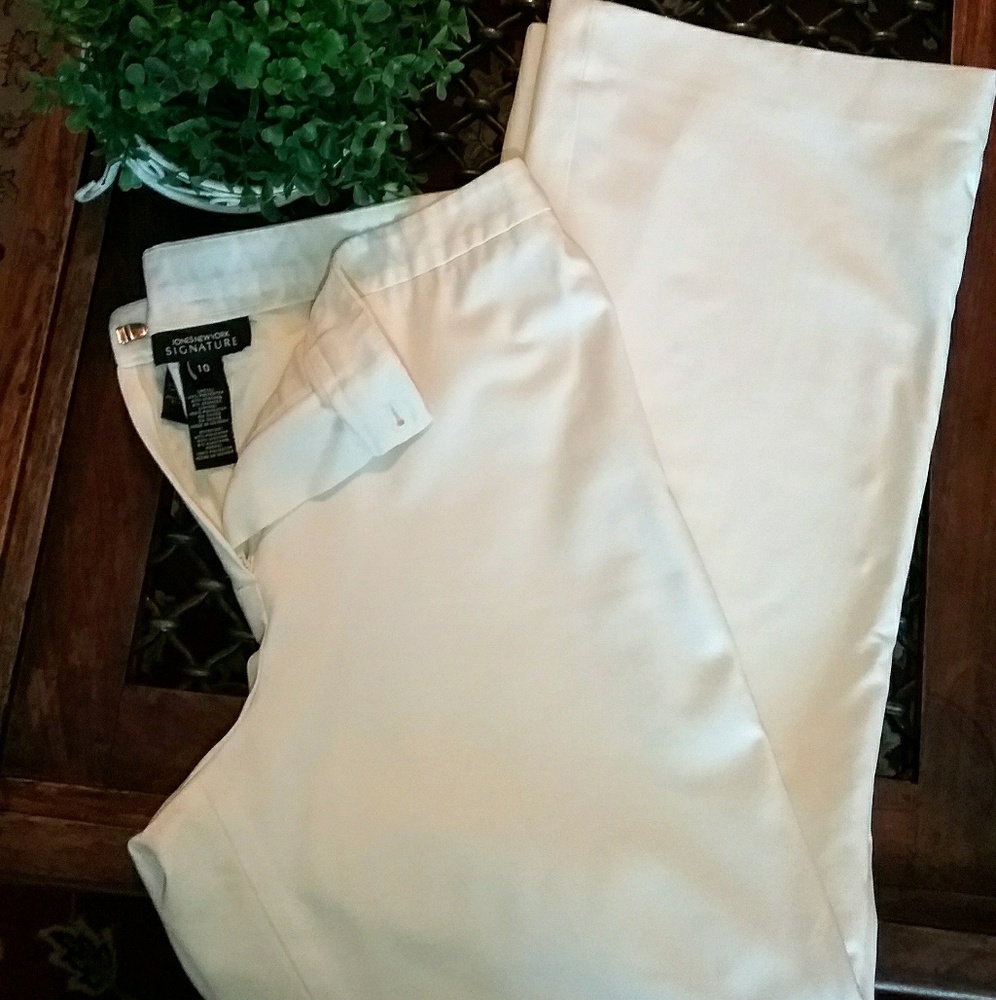 Jones New York signature Pants